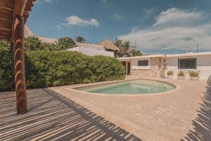 Remos, casa frente al mar con piscina