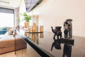 Bayfront Luxury Apartment
