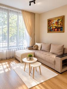 Modern Cozy Apartment Near NDK and South Park