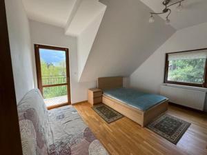 Holiday Home in Kretowiny near Lake