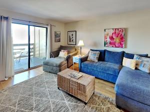Lighthouse Point 4B