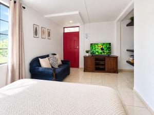Town Apartment with terrace 4 bedrooms 3 baths