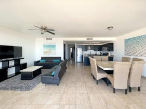 Spacious Ocean View Condo with Resort Pool #303