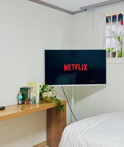 Hongdae Homes - 5min to Subway & Han River