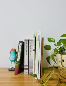 Hongdae Homes - 5min to Subway & Han River
