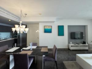 Apartamento con vista parcial al mar