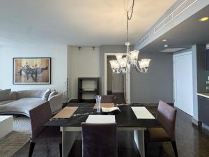 Apartamento con vista parcial al mar