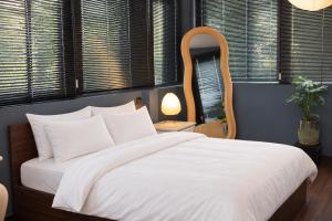 S79 Nelly Hotel