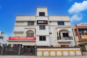 Hotel Stay Here