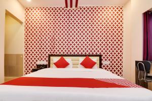 Hotel O Shree Karuna