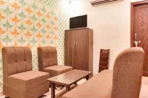 Hotel O Shree Karuna