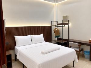 New Hilltowne Hotel