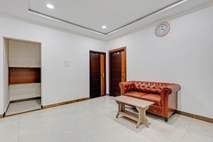 FabHotel Narayani Grand
