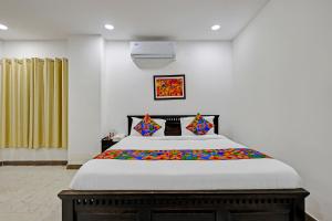 FabHotel Narayani Grand