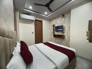 Hotel White House