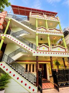 Balcony Bliss Cozy 2BHK Stay in Bangalore East