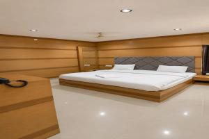 FabHotel Comfort Stay Inn