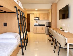 Ocean Breeze & Island Views, Panglao Condo C-1017