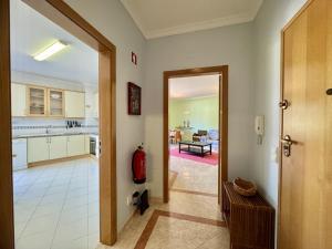 Vilamoura Typical 5 With Pool by Homing