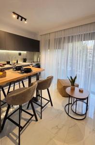 Pace Urban Nest - Modern City Apartment
