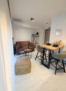 Pace Urban Nest - Modern City Apartment