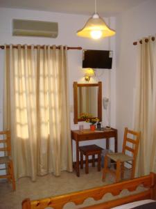 Boussetil Rooms Tinos Greece