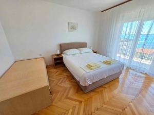 Apartment in Selce 5818