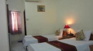 Son Tung Hotel - De Tham Street