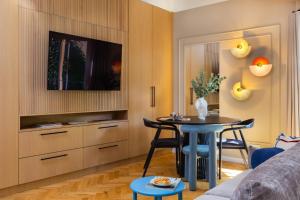 Contempo Apartament by Fragola