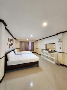 Ninispa Building 2F