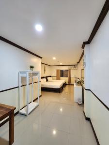 Ninispa Building 2F