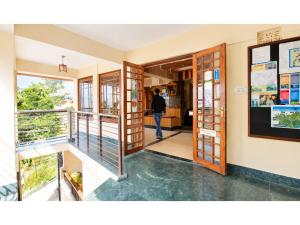 The Grand Kanchenjunga Mountain View & Himalayan Escape - Hotel B-Way Anx - Scenic Premium Stay, Darjeeling