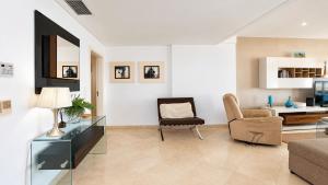 Aquamar 511 - Stunning Views by Cleverdetails