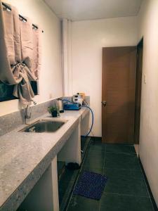 Cozy 1BR Apartment 2 GenSan Stay near SM City