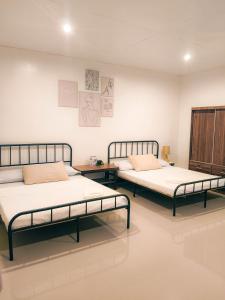 1BR GenSan Apartment 3 | For Group with Parking