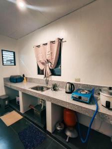 Cozy 1BR Apartment 2 GenSan Stay near SM City