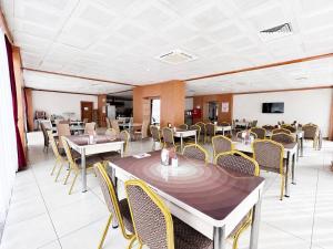 Quars Garden Hotel