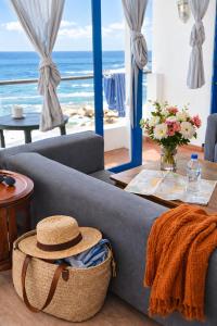 Ocean Views. Flat 3 bedrooms.