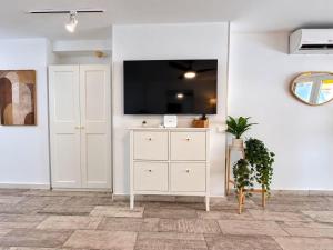 Appartement Premium - Vue Mer, Balcon & Piscine - Las Arenas