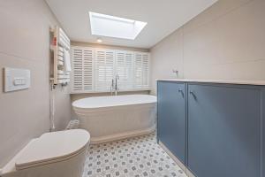 Deco with terrace by OneApartments