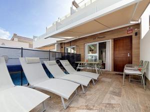 3121 - Villa Avileses