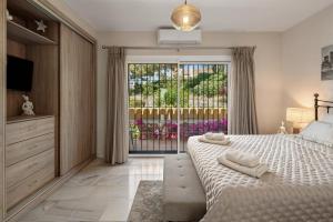 Magnificent Holiday Home in Calahonda