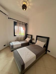 Modern 2 BR apartment Premium Village