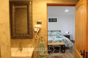 Disegni 11-12, Habitacion Baño Privado con Cocina, Caldera, Cercano a Bahía
