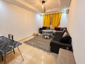 Appartement Unique bohéme au coeur de lHivernage