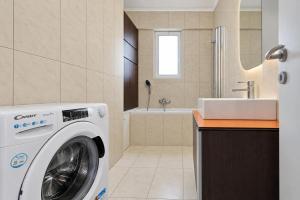 Niovis by Verde Apartments