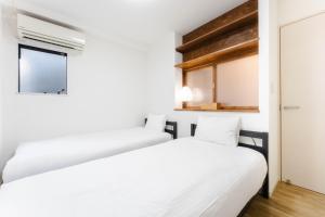 V ONE Nishijin - Apartments