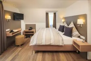 祖姆泽彻酒店 - 赫尔布兰茨