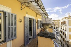 Spanish Steps Luxury Penthouse
