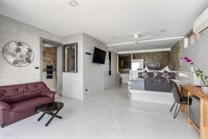 Paradise Villa Elysium - Sea View Infinity Pool with Waterfall & Jacuzzi